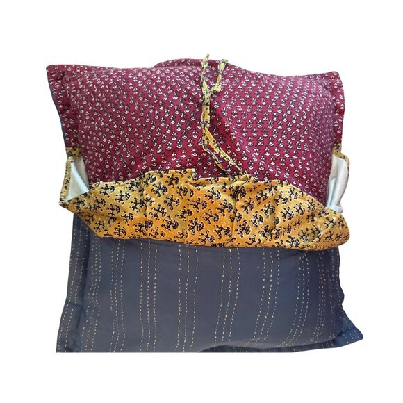 Vintage Floral Kantha Embroidered Pillow Sham Cotton Cushion Cover 18" X 18" - Picture 6 of 7